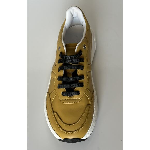 NIB $850 Bottega Veneta Men’s Butterscotch Leather Sneakers 7.5 US 565646 7721 main image 4